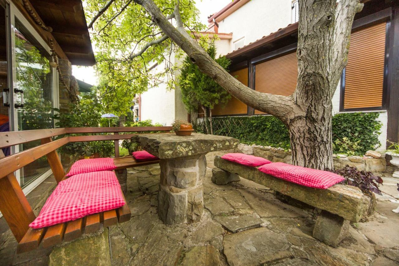 Apartments Baredi イゾラ エクステリア 写真